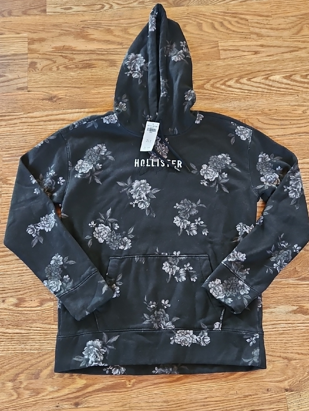 NWT Hollister